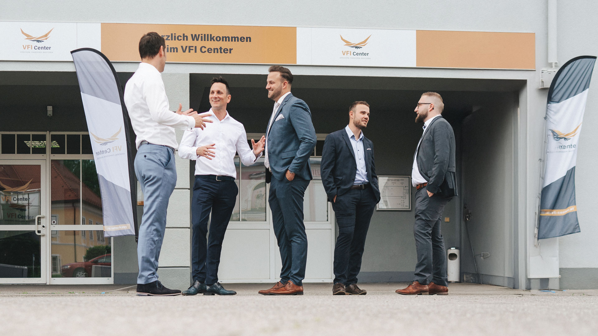 vfi center Nebenverdienst als Versicherungs- und Vermögensberater 1
